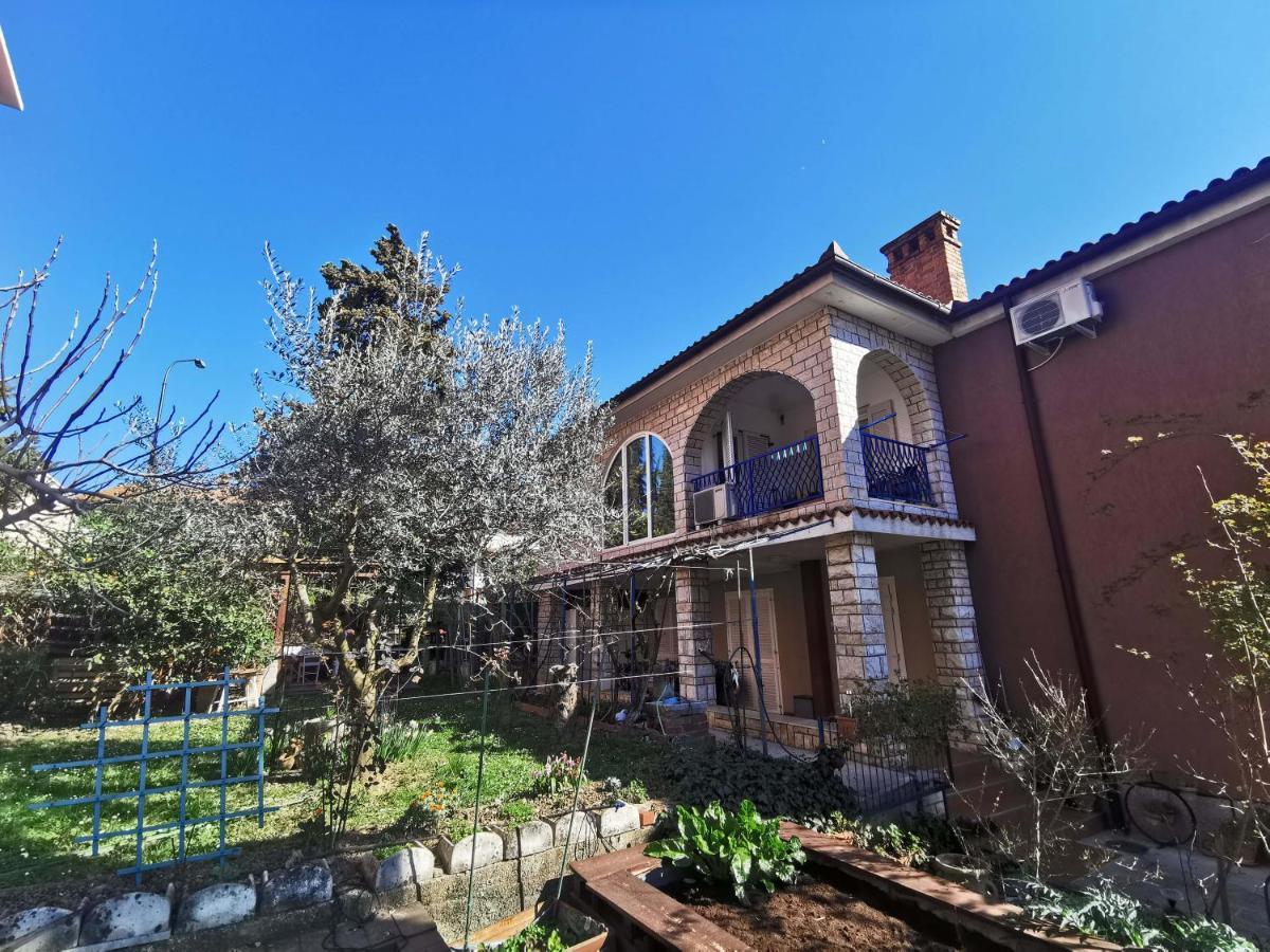 Pri Noni "Istracycle" Apartment Lucija Exterior foto