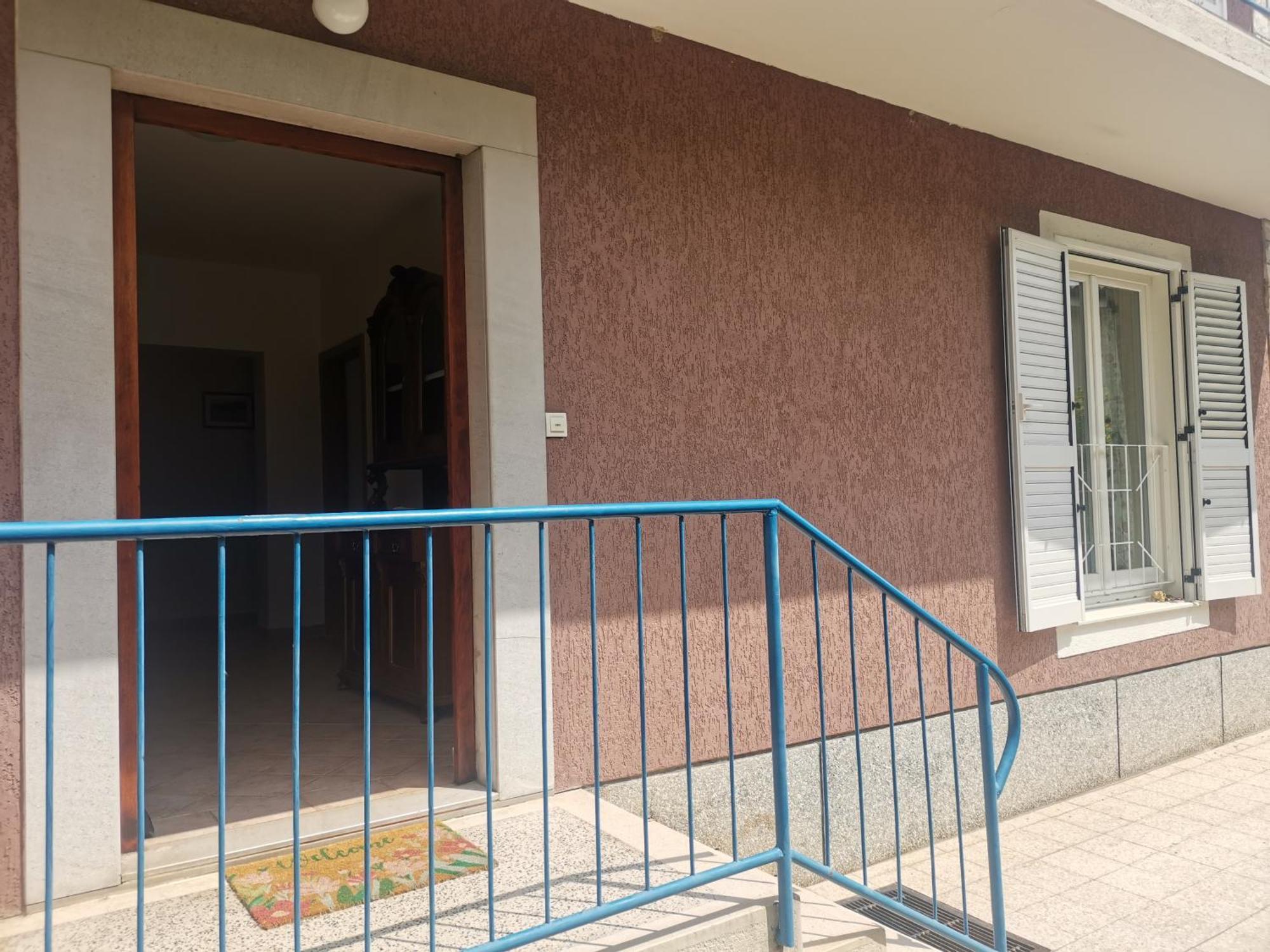 Pri Noni "Istracycle" Apartment Lucija Exterior foto
